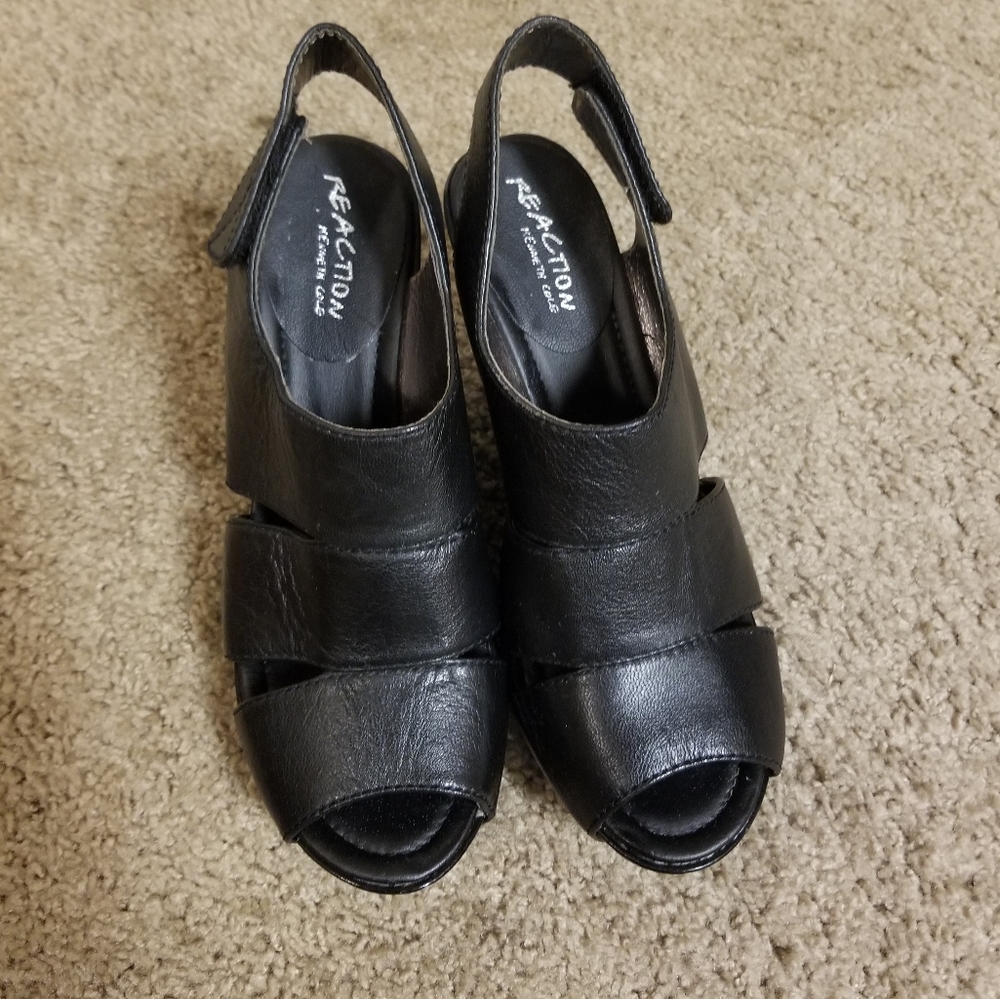 Black Platforms